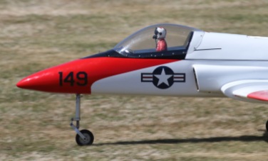 hamish-loveridges-elan-pilot-ready-for-take-off-0t8a8788_25639118934_o